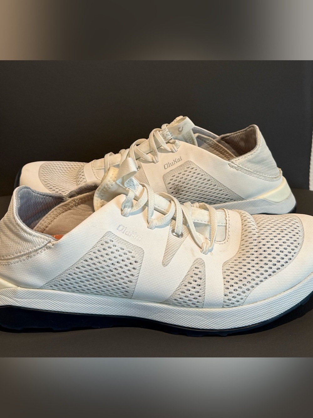 OluKai Huia Shoes Womens Size 10 White Mesh Walking Athletic Sneakers 20492-4R4R
